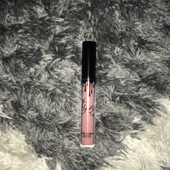 kylie lip gloss - Picture 1 of 2